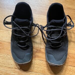 Merrell Trail Glove 6 Trail-Running Shoes, Size US 9, Black